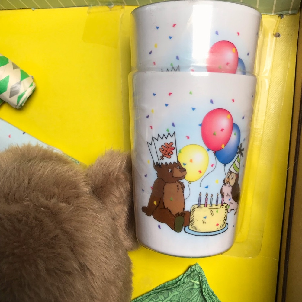 Vintage Maurice Sendak’s Little Bear Birthday Party Play Set by Eden NEW IN BOX - Picture 4 of 11